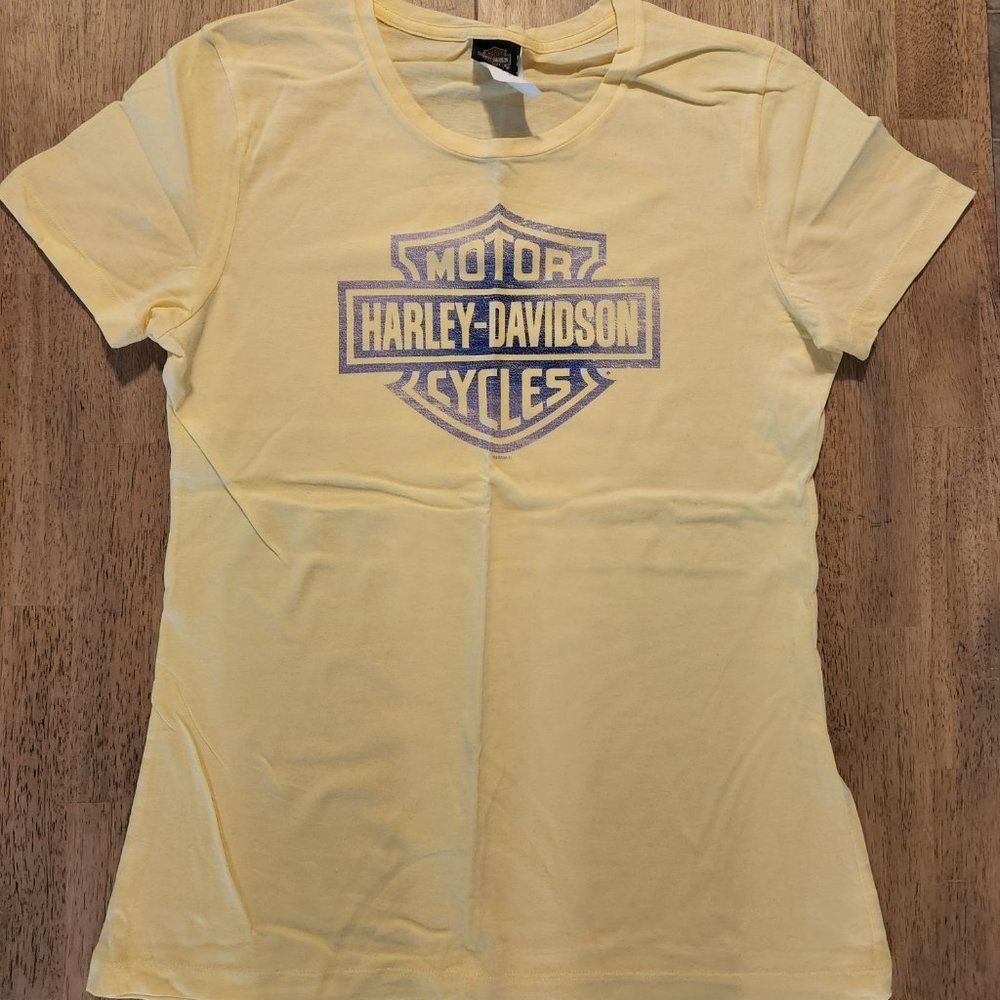 Women's Medium Harley-Davidson Crew Neck Tee Shirt